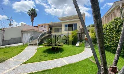 Casa Comercial à Venda ou Locação em Itu-SP, Bairro Brasil: 4 Quartos, 1 Suíte, 1 Sala, 2 Banheiros, 2 Vagas, 249,82m².