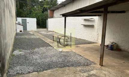 Imperdível oportunidade: edícula à venda em Itu-SP, Parque América, 1 quarto, 1 banheiro, 4 vagas de garagem, 52m²!