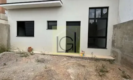 Imperdível: Casa à venda em Itu-SP, Jardim Santa Rosa - 2 quartos, 1 suíte, 75,65 m², 2 vagas de garagem!