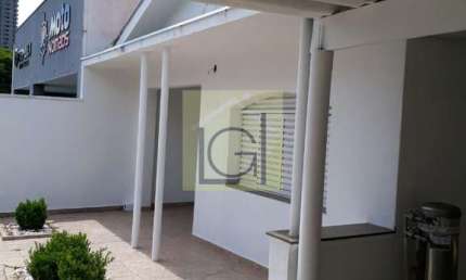 Casa à venda em Itu-SP, Centro: 2 quartos, 1 sala, 2 banheiros, 5 vagas, 140m² de área!