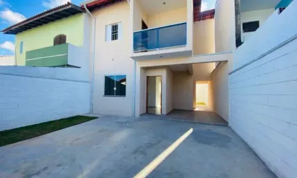 Sobrado a venda na Vila Rei, com 3 dormitórios sendo 1 suíte com varanda, cozinha ampla, localização estratégica. Por R$: 650 mil. Mogi das Cruzes