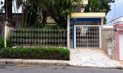 CASA RESIDENCIAL, VILA OLIVEIRA, MOGI DAS CRUZES, 540 M² ÁREA CONSTRUÍDA.