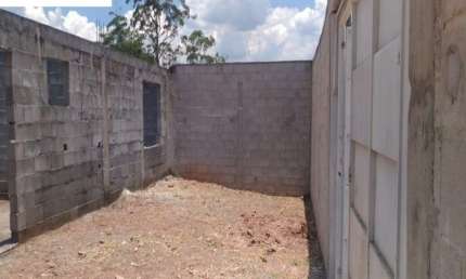 Terreno à venda na Vila Pomar, Mogi das Cruzes  por R$ 150.000