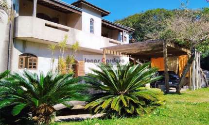 Sítio residencial à venda na Serra do Itapeti com 300 m² e 7.000 m² de área, 4 quartos, 1suíte, piscina, canil, quadra, churrasqueira e fogão a lenha