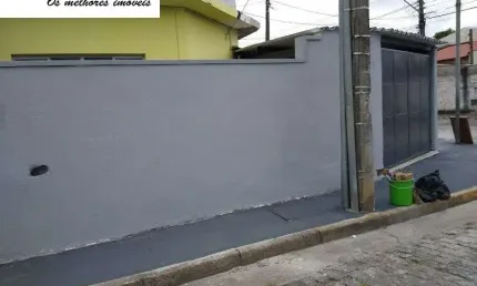 Casa à venda em Mogi das Cruzes-SP, Vila Industrial: 2 quartos, 1 sala, 1 banheiro, 1 vaga de garagem, 65m². Venha conferir!
