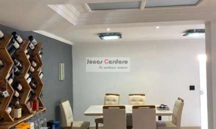 Um sobrado amplo em um condomínio fechado, que irá superar todas as suas expectativas!!