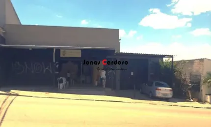 2 Ponto comercial em ótima localização e com uma casa nos fundos!! Avenida Japão.