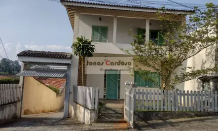 Sobrado a venda com 3 dormitórios todos com sacada, 1 suítes com closet, com edícula, 6 vagas,  no residencial rubi por r$990.000,00 - aceita permuta!
