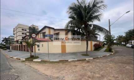 Casa na praia toda mobiliada, ótimo para investimento, pé na areia, aceita permuta por carro, 3 quartos, sendo 1 suíte. Por R$: 590 mil. Bertioga