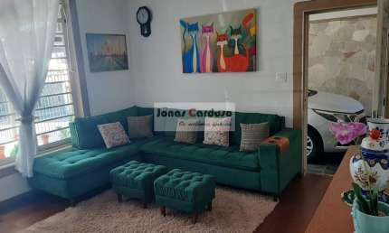 Casa à venda na Vila Oliveira, Mogi das Cruzes. Com 3 quartos, 1 suíte, 3 vagas de garagem, em excelente localização. Não perca!