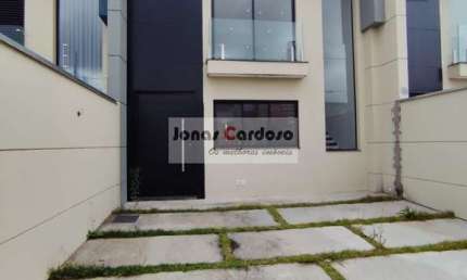 Sobrado a venda, com120m², 3 dormitórios, área goumet, ótima localização, conceito moderno. Por R$:680 mil. Mogi das Cruzes.