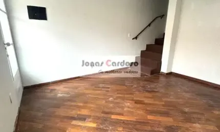 Casa em Condomínio à Venda em Mogi das Cruzes-SP: 2 Quartos, 1 Sala, 2 Banheiros, 1 Vaga de Garagem - 57 m² no Jardim Bela Vista! Por R$: 290 mil .