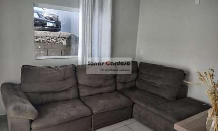 Casa à Venda na Vila Paulista em Mogi das Cruzes. Com 2 Quartos, 1 Suíte, 3 Vagas de Garagem, 103,47 m² de Área construída. Por R$330 mil