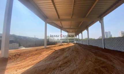 Galpão com terreno de 8.000 m2 com um GALPÃO  de 650 m2