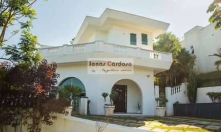 Imperdível Casa em Condomínio à Venda em Mogi das Cruzes-SP, Vila Moraes: 4 quartos, 4 suítes, 2 salas, 6 banheiros, 4 vagas, 380m²!