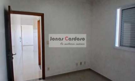 Apartamento para locação na Vila Natal, Mogi das Cruzes-SP: 1 quarto, 1 sala, 1 banheiro, 45m² de área.