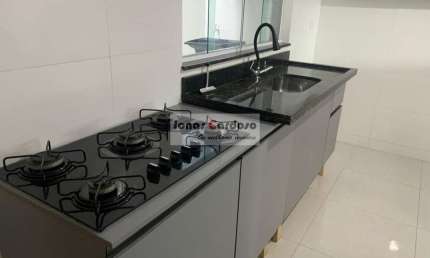 Aluguel de Casa em Condomínio de Luxo em Mogi das Cruzes-SP, Parque Santana, 3 Quartos, 1 Suíte.