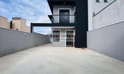 Casa à venda em Mogi das Cruzes-SP, Vila Caputera: 3 quartos, 1 sala, 2 banheiros, 2 vaga de garagem, 130m². Por 900 Mil.