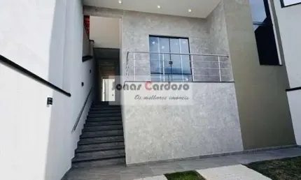 Sobrado de luxo à venda em mogi das cruzes-sp, bairro villa di cesar: 3 quartos, 1 suite, 141m² e 3 vagas de garagem. por 850 mil.