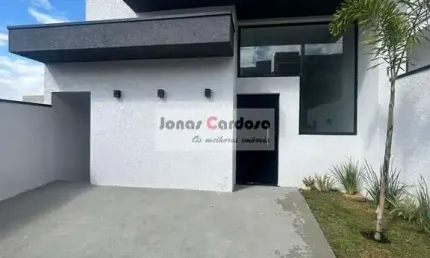 Casa terrea à venda em Mogi das Cruzes-SP, no Jardim Nathalie! 3 quartos, 1 suíte, 1 sala, 2 banheiros, 2 vagas, 150m². Por 820 Mil.