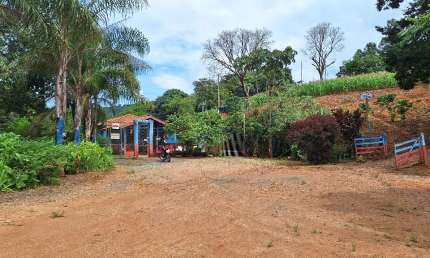 Chácara / sítio com 6 quartos à venda na Rua Nicolino Rossi, Zona Rural, Ouro Fino