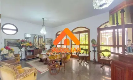 Casa à venda, 5 quartos, 2 suítes, 4 vagas, Ponta da Praia - Santos/SP