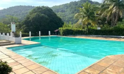 Chácara / sítio com 1 quarto à venda no Tinguí (Sampaio Correia), Saquarema  por R$ 330.000