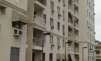 Apartamento com 2 quartos à venda na Rua Oswaldo Lussac, Taquara, Rio de Janeiro por R$ 195.000