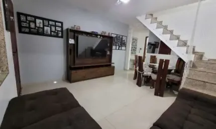 Casa com 2 quartos à venda na Rua Delfos, Curicica, Rio de Janeiro por R$ 310.000