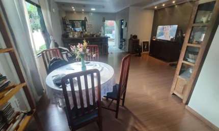 Casa com 3 quartos à venda na Rua Projetada L, Xerém, Duque de Caxias, 360 m2 por R$ 900.000