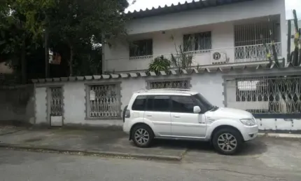 Casa com 5 quartos à venda na Rua Soldado Rodrigo da Silva, Curicica, Rio de Janeiro por R$ 790.000