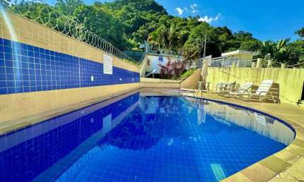 Casa em condomínio fechado com 3 quartos à venda na Estrada dos Bandeirantes, Vargem Pequena, Rio de Janeiro, 93 m2 por R$ 425.000