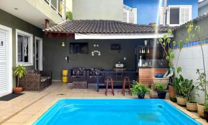 Casa em condomínio fechado com 3 quartos à venda na Rua Professor Santos Moreira, Camorim, Rio de Janeiro, 220 m2 por R$ 560.000