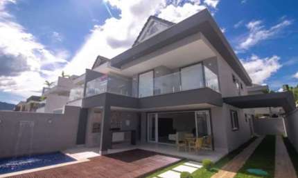 Casa em condomínio fechado com 4 quartos à venda na Estrada Vereador Alceu de Carvalho, Vargem Grande, Rio de Janeiro por R$ 2.650.000