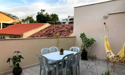 Casa em condomínio fechado com 4 quartos à venda na Rua Retiro dos Artistas, Pechincha, Rio de Janeiro, 113 m2 por R$ 580.000