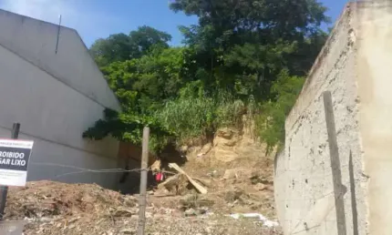Terreno à venda na Rua Campinas do Sul, Curicica, Rio de Janeiro, 360 m2 por R$ 610.000