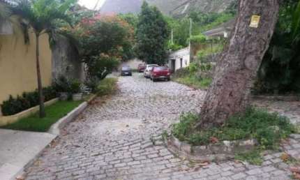 Terreno em condomínio fechado à venda na Estrada dos Bandeirantes, Vargem Pequena, Rio de Janeiro, 1310 m2 por R$ 367.500