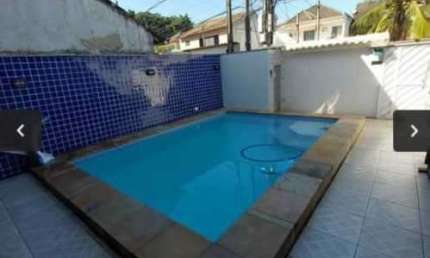 Casa em condomínio fechado com 4 quartos à venda na Estrada dos Bandeirantes, Vargem Pequena, Rio de Janeiro, 200 m2 por R$ 665.000