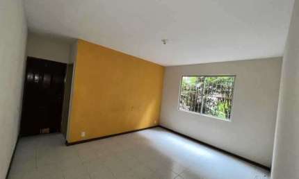 Apartamento com 2 quartos à venda na Rua Oswaldo Lussac, Taquara, Rio de Janeiro, 52 m2 por R$ 130.000