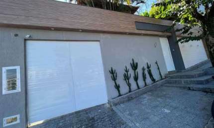 Casa em condomínio fechado com 4 quartos à venda na Rua Timboaçu, Jacarepaguá, Rio de Janeiro, 550 m2 por R$ 1.850.000