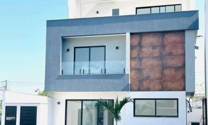 Casa em condomínio fechado com 5 quartos à venda na Rua Desembargador Wellington Jones Paiva, Vargem Pequena, Rio de Janeiro, 200 m2 por R$ 1.490.000