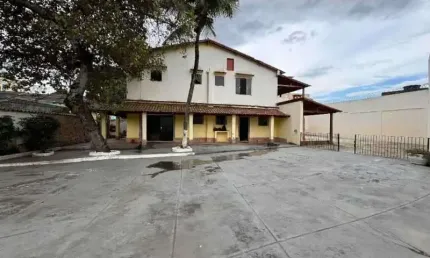 Casa com 3 quartos à venda na Rua Diógenes, Curicica, Rio de Janeiro, 261 m2 por R$ 699.999