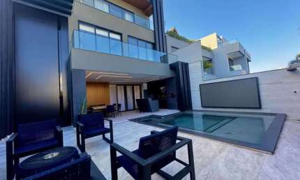Casa em condomínio fechado com 5 quartos à venda na Estrada Vereador Alceu de Carvalho, Vargem Grande, Rio de Janeiro, 540 m2 por R$ 4.750.000