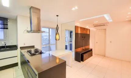 Apartamento à venda com 3 quartos (1 suíte) no Bairro Bom Retiro – Joinville/SC | R$ 440.000,00
