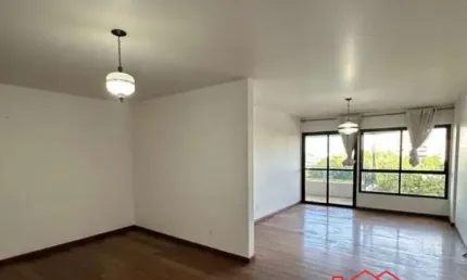 Apartamento à venda no Centro de Feira de Santana-BA: 3 quartos, 1 sala, 2 banheiros, 1 vaga de garagem, 100 m² de área.