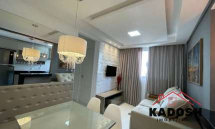 Apartamento à venda no bairro Santa Mônica em Feira de Santana-BA: 2 quartos, sala, banheiro, vaga de garagem e 45m² de área.