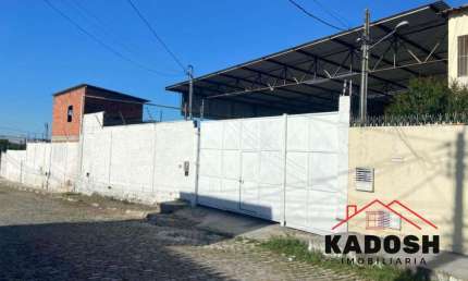Oportunidade:   Galpão Comercial à venda no Conjunto ACM, Bairro Mangabeira em Feira de Santana!