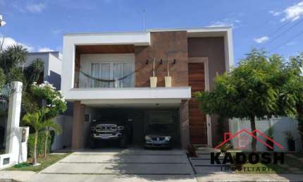 Casa de luxo em condomínio: 4 quartos, 3 suítes, 2 salas, 4 banheiros, 3 vagas de garagem, 397 m² em Feira de Santana-BA