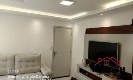 Apartamento à venda em Mangabeira, Feira de Santana-BA: 2 quartos, 1 sala, 1 banheiro e garagem - 45m² de pura comodidade!