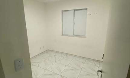 Apartamento à venda em Feira de Santana-BA, Mangabeira: 2 quartos, 1 sala, 1 banheiro, 1 vaga, 45m² - Imperdível!